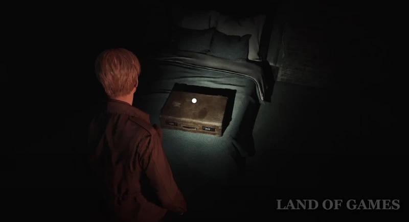 Suitcase in the hotel in Silent Hill 2 Remake: how to get the code and the red lamp