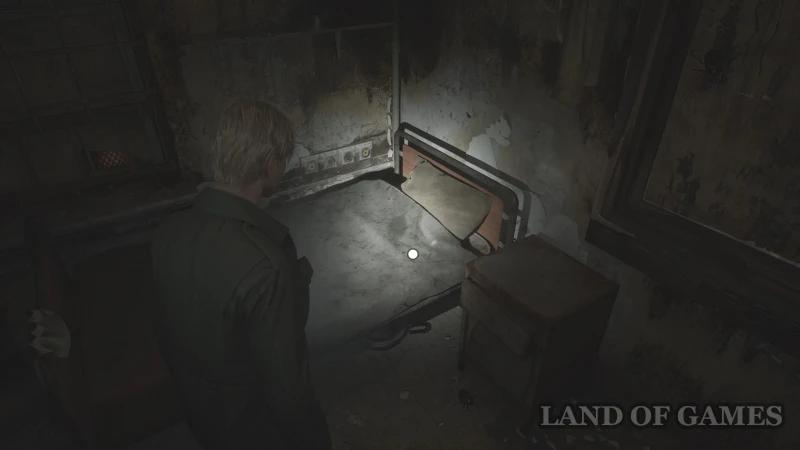 The hand in the director's office in Silent Hill 2 Remake: how to find all the bracelets and solve the riddle