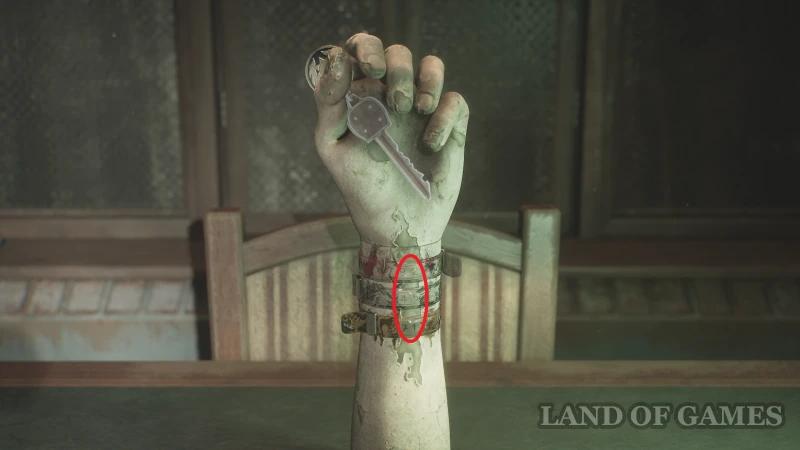 The hand in the director's office in Silent Hill 2 Remake: how to find all the bracelets and solve the riddle